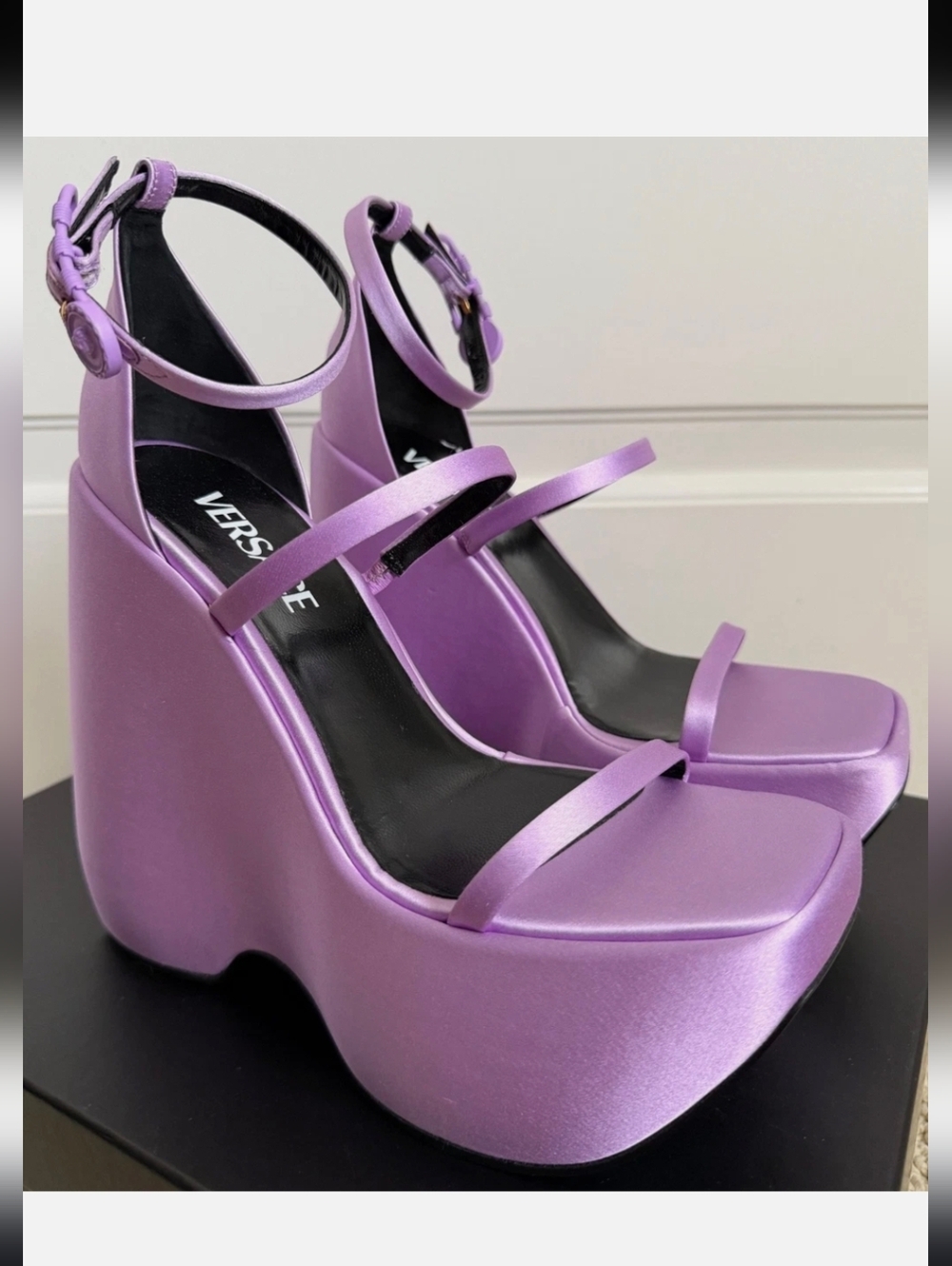 VERSACE LILIC PLATFORMS - Picture 5 of 5